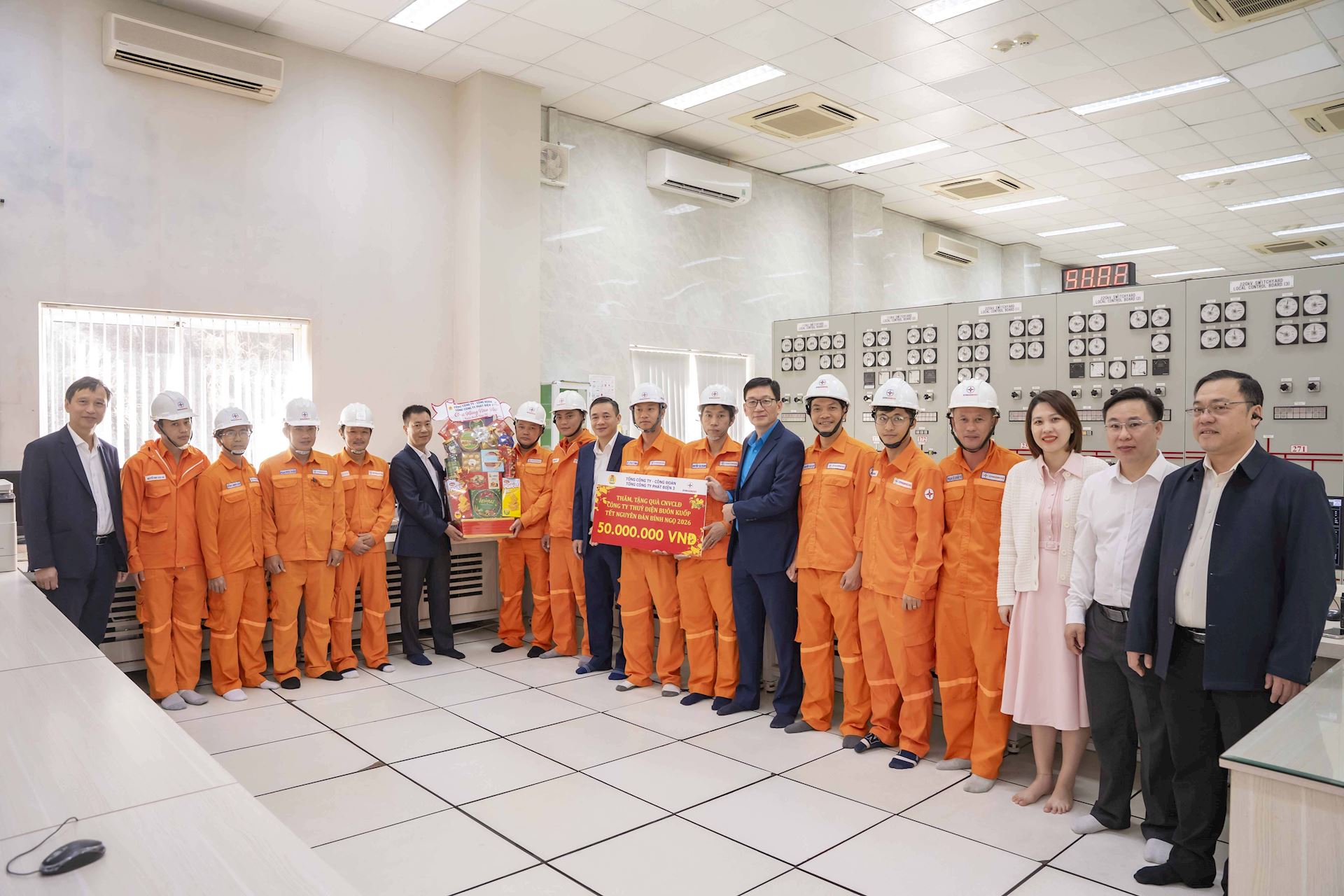 Công đoàn EVNGENCO3 thăm hỏi, động viên và tặng quà cho đoàn viên, NLĐ dịp tết Nguyên đán Bính Ngọ năm 2026 6