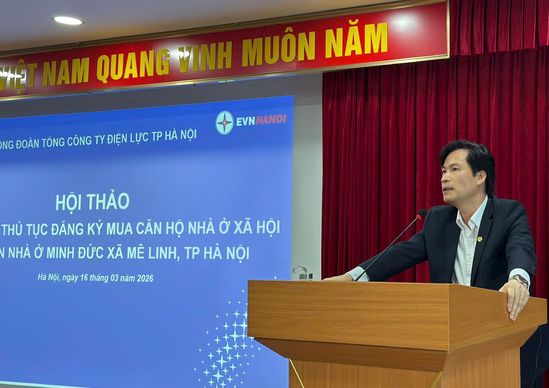 Công đoàn EVNHANOI tổ chức hội thảo hướng dẫn đăng ký mua căn hộ nhà ở xã hội tại Dự án Khu nhà ở Minh Đức, xã Mê Linh, Hà Nội. 