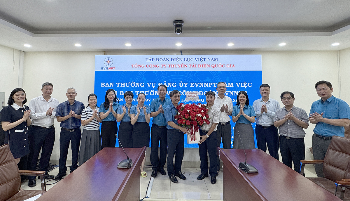 Công đoàn Điện lực Việt Nam đổi mới hoạt động, đồng hành cùng chuyên môn vì người lao động