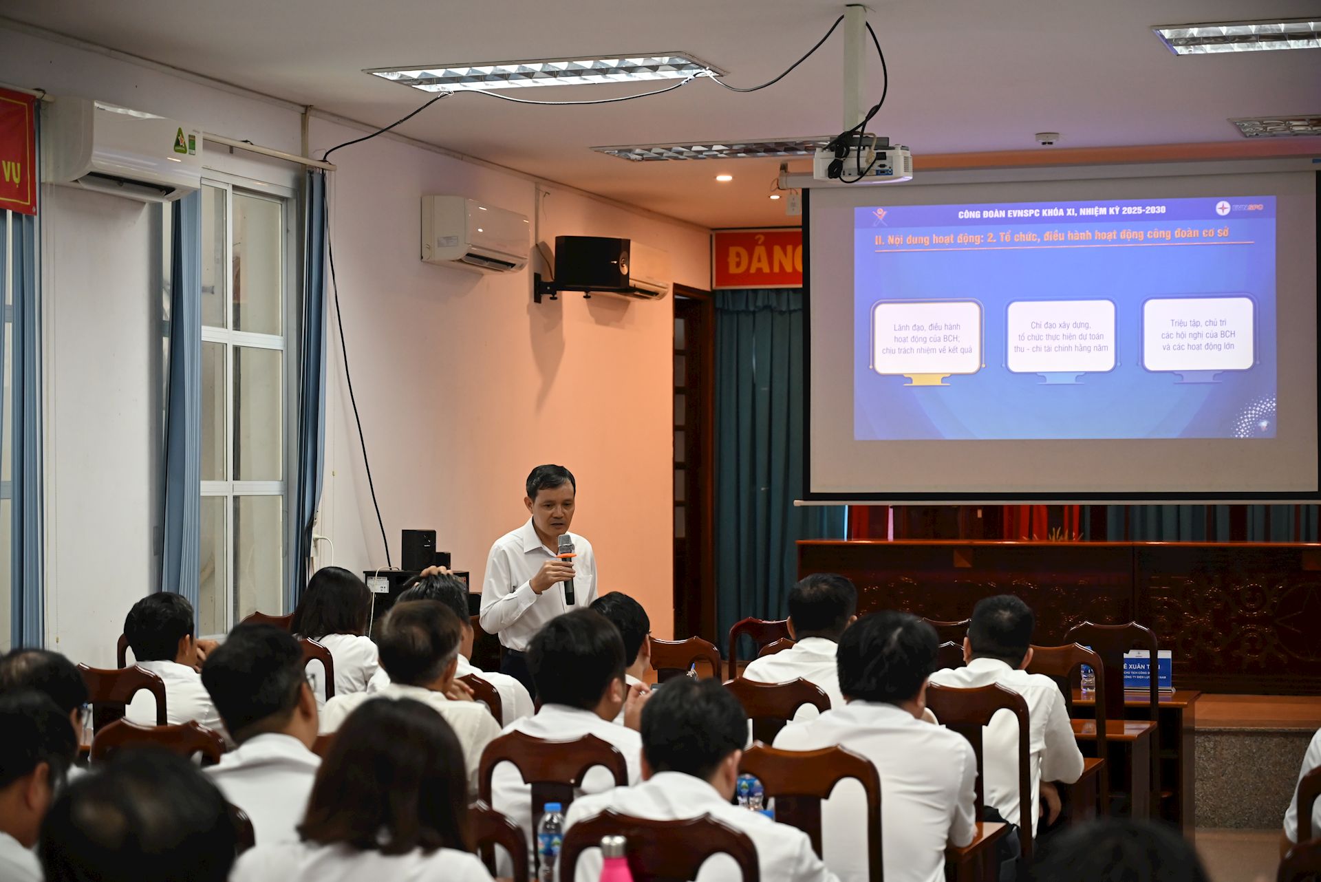 CÔNG ĐOÀN EVNSPC LẮNG NGHE ĐOÀN VIÊN, NÂNG CAO HIỆU QUẢ HOẠT ĐỘNG CÔNG ĐOÀN 1