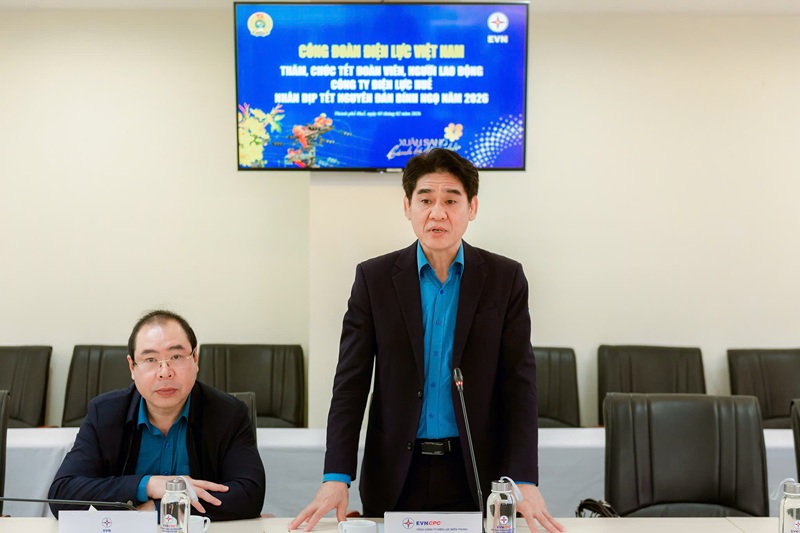 Công đoàn Tập đoàn Điện lực Việt Nam thăm, chúc tết đoàn viên người lao động Công ty Điện lực Huế  2