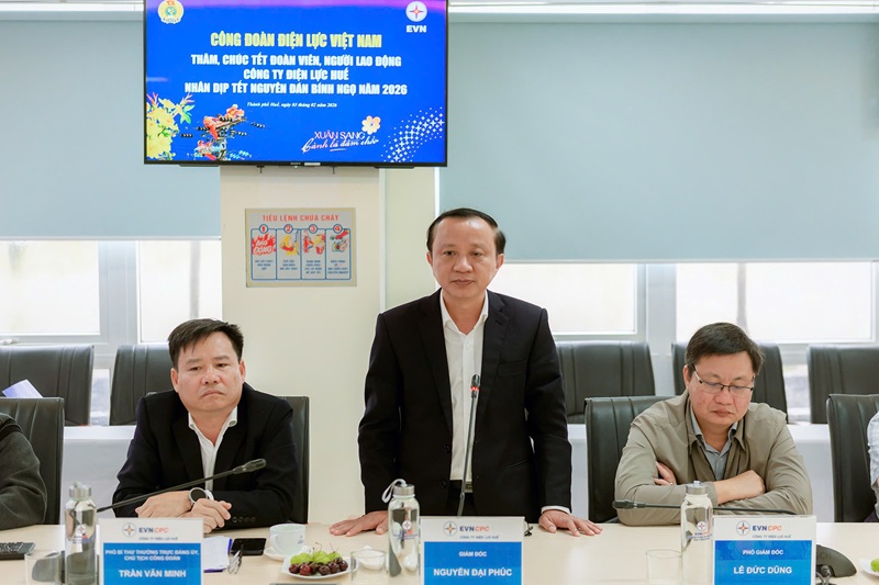 Công đoàn Tập đoàn Điện lực Việt Nam thăm, chúc tết đoàn viên người lao động Công ty Điện lực Huế  5