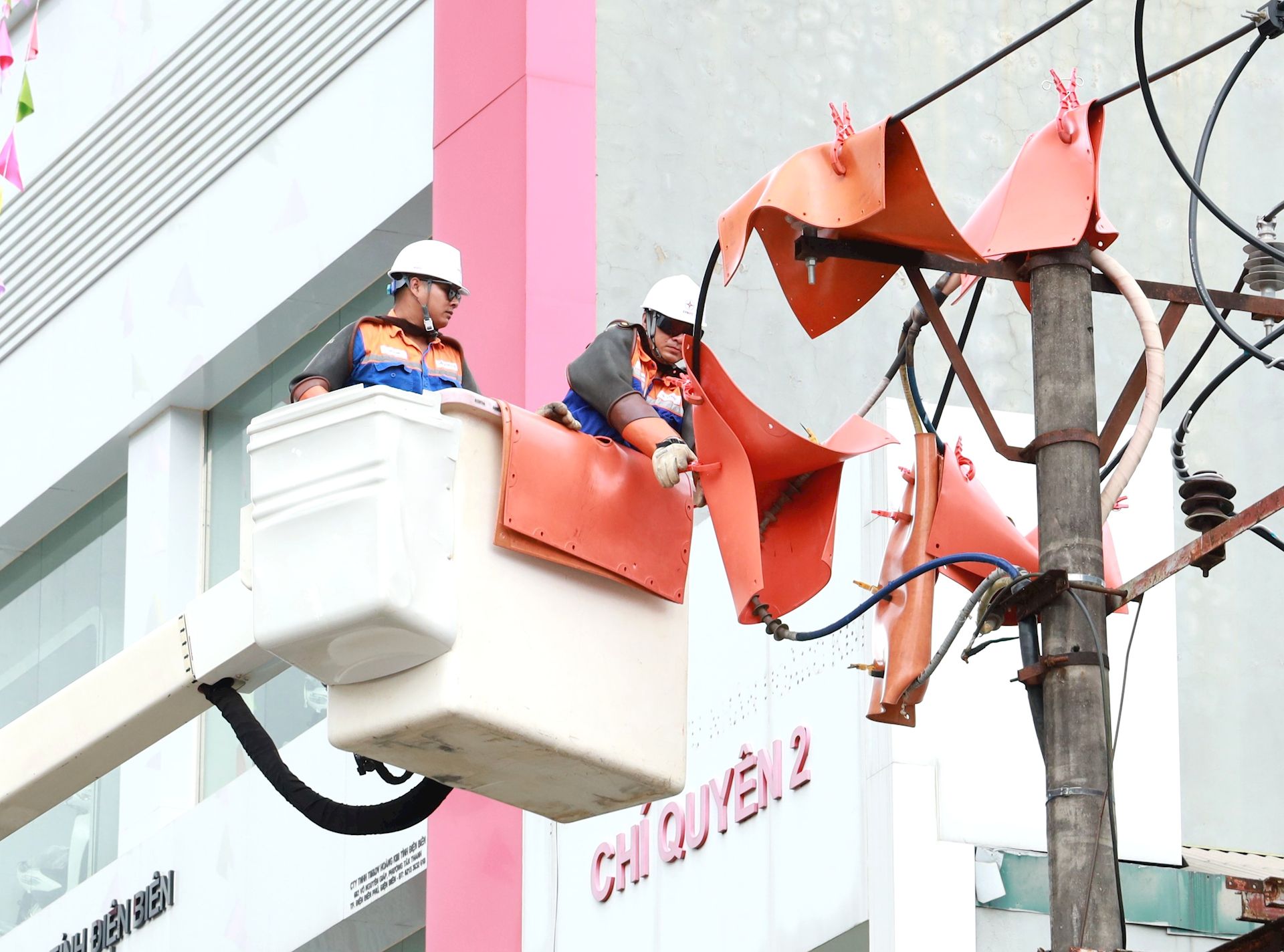 Công ty Điện lực Điện Biên tập trung cao độ, bảo đảm cấp điện an toàn, liên tục dịp Quốc khánh 2/9 1