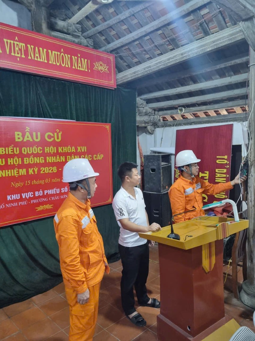 Công ty Điện lực Ninh Bình chủ động đảm bảo cấp điện an toàn, liên tục phục vụ công tác bầu cử đại biểu Quốc hội khóa XVI và đại biểu HĐND các cấp nhiệm kỳ 2026 - 2031