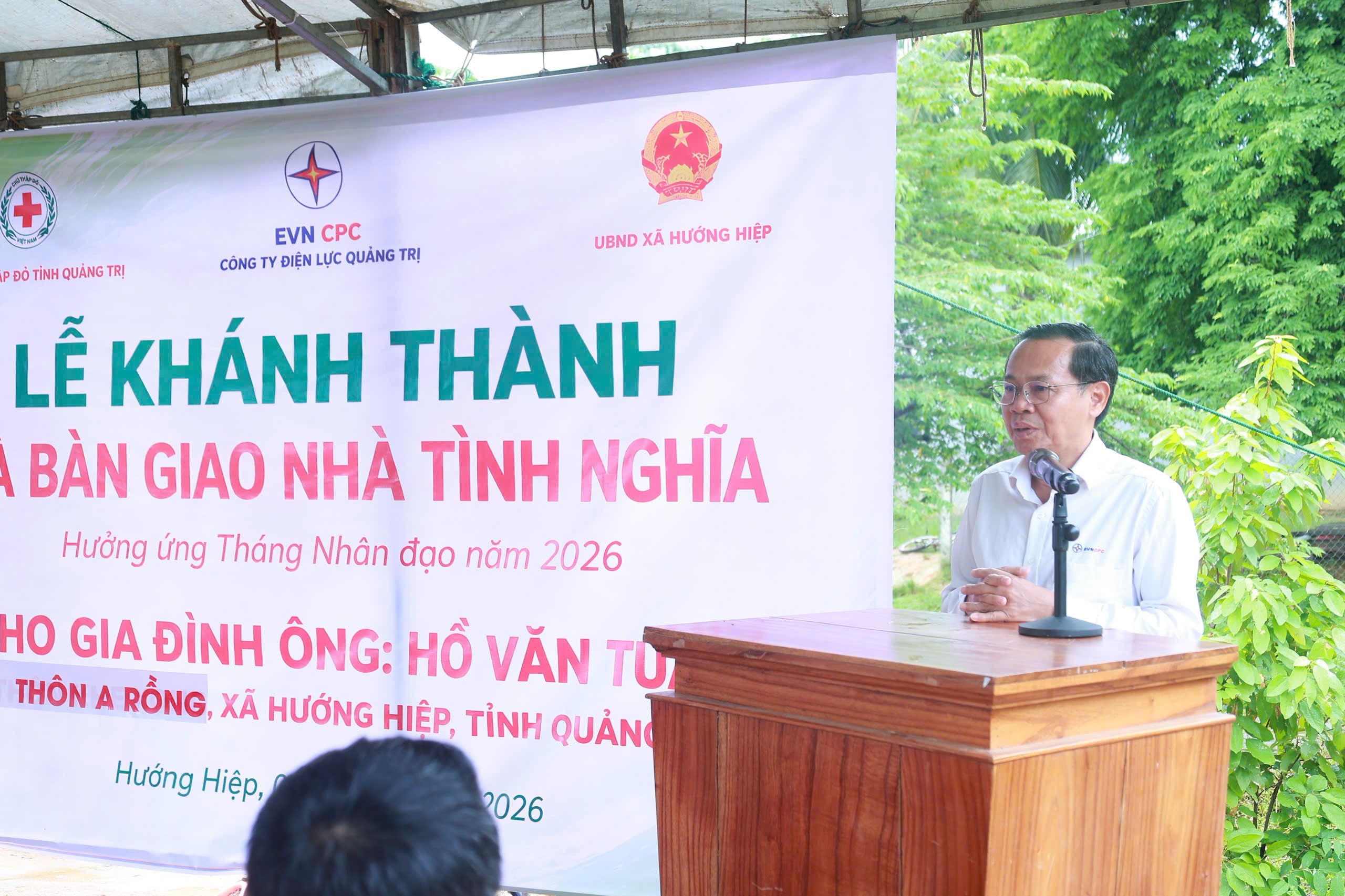 Công ty Điện lực Quảng Trị bàn giao nhà tình nghĩa 1
