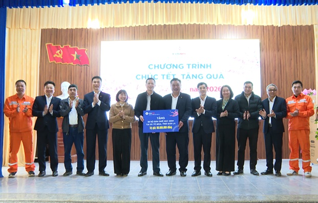 Dấu ấn trách nhiệm từ dòng điện đến cộng đồng 2