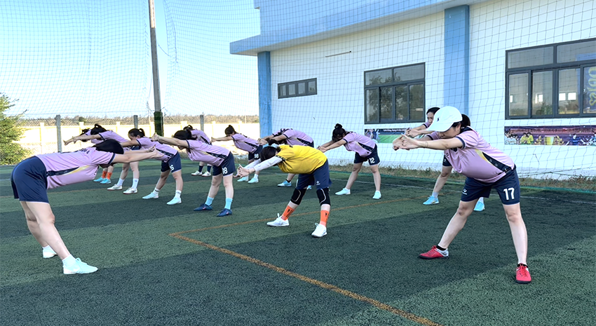 Đội bóng đá nữ Vĩnh Tân 4: “Thắp lửa” sân cỏ, sẵn sàng cho ngày hội lớn CBCNV EVN 2026