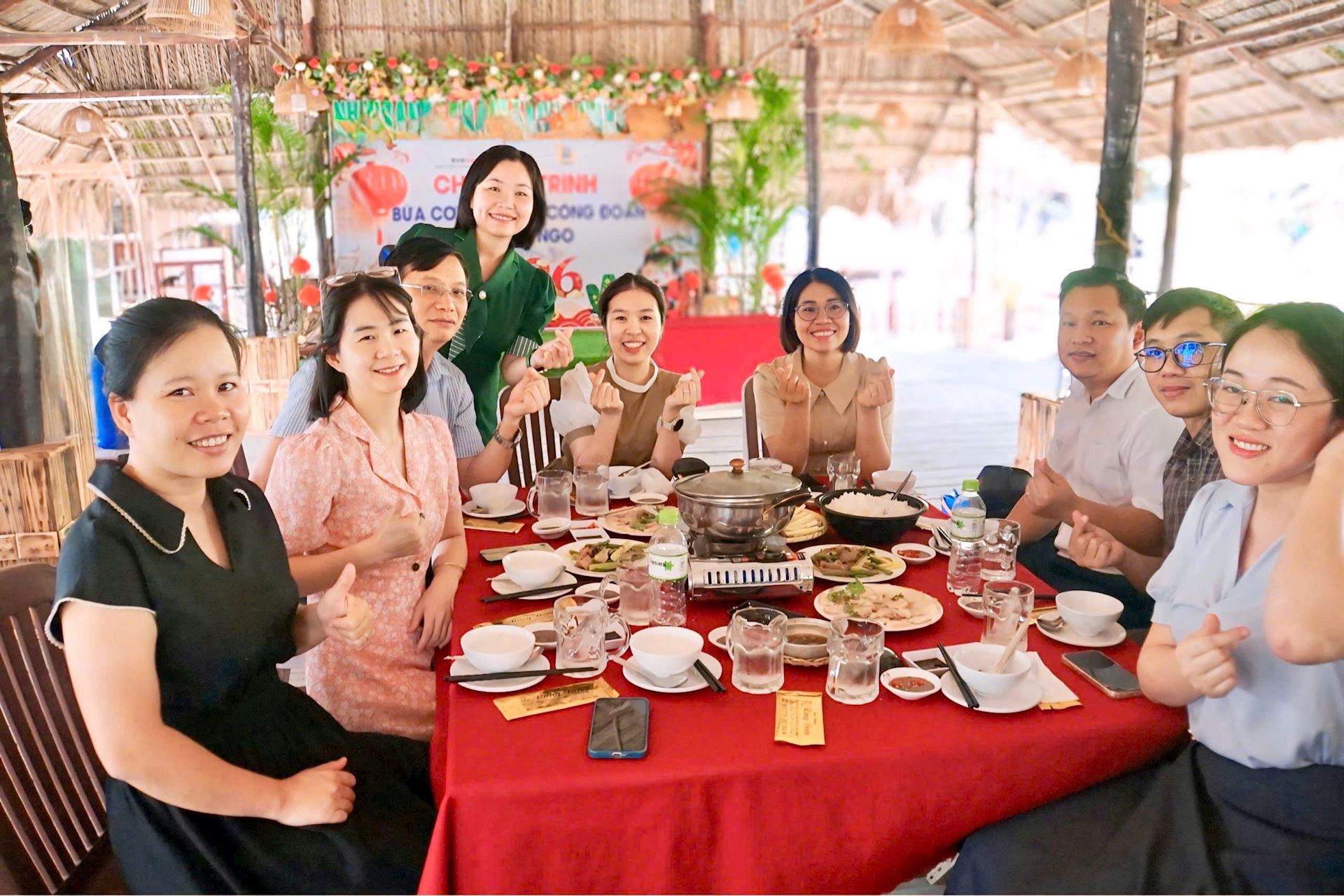 EPS: CHĂM LO NGƯỜI LAO ĐỘNG DỊP TẾT BÍNH NGỌ 2026 5