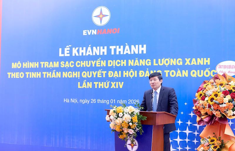 EVNHANOI khánh thành mô hình trạm sạc năng lượng xanh: Tiên phong chuyển dịch năng lượng, nâng tầm dịch vụ điện Thủ đô