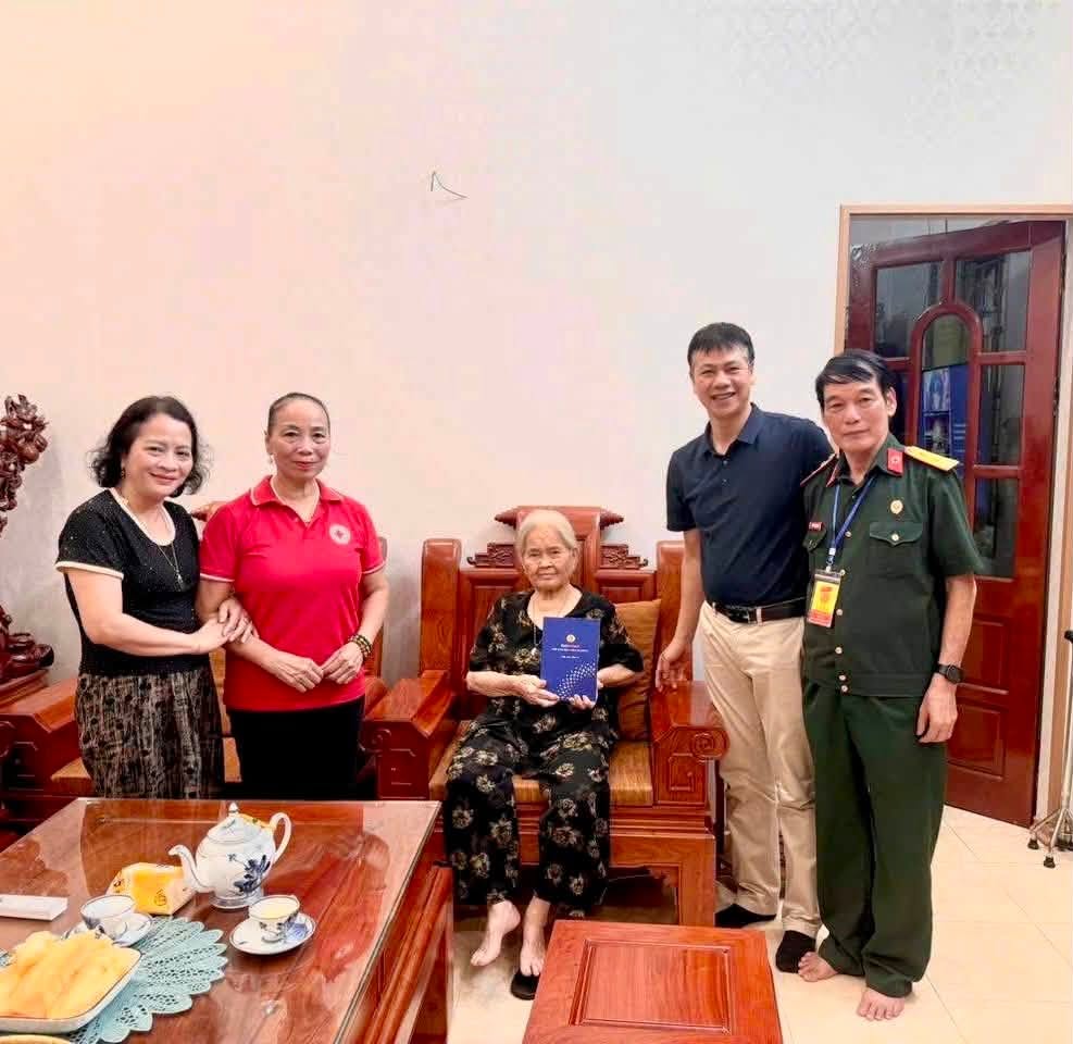 EVNHANOI lan tỏa nghĩa tình tri ân nhân kỷ niệm 79 năm Ngày Thương binh – Liệt sĩ 4