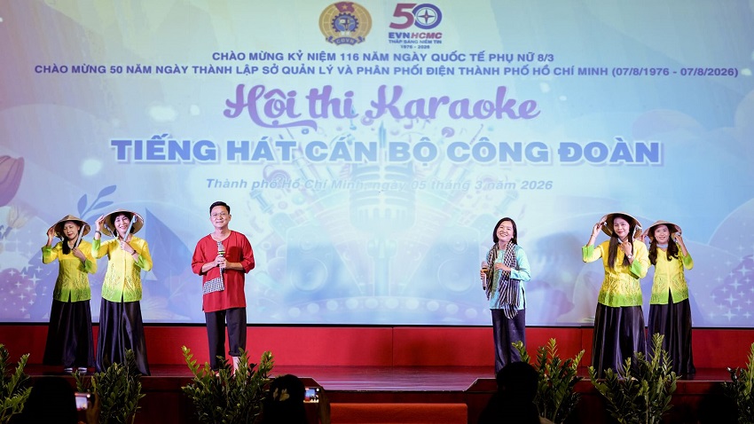 EVNHCMC tôn vinh nữ CBCNV nhân Ngày Quốc tế Phụ nữ 8/3 5