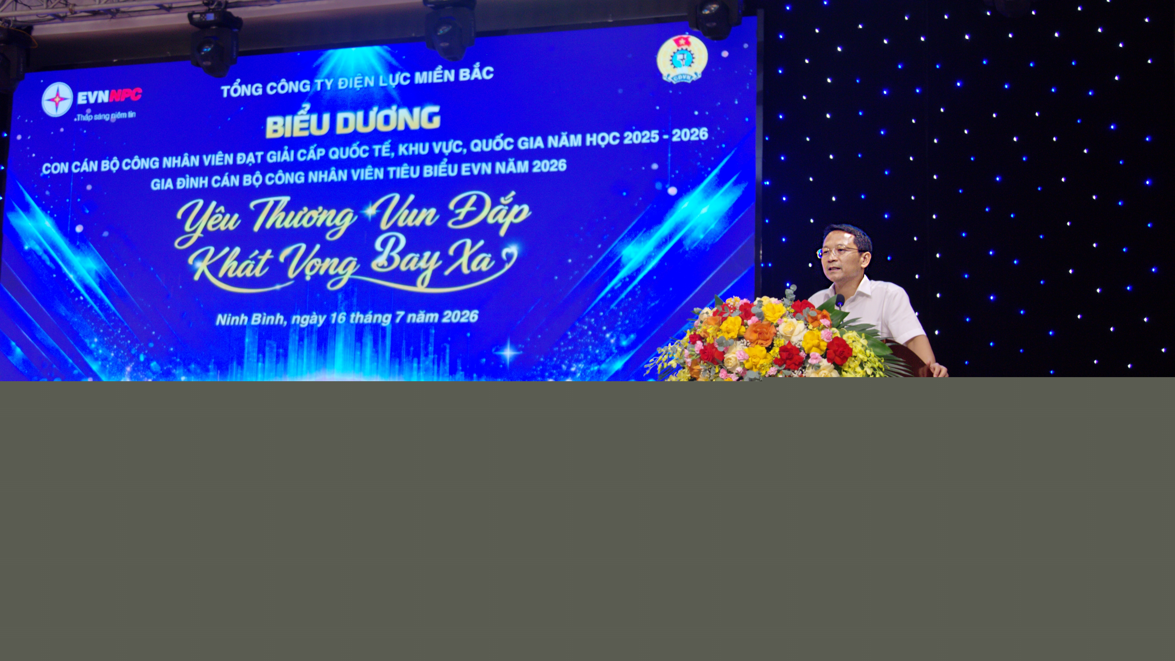 EVNNPC: Lan tỏa yêu thương và khát vọng tại Lễ biểu dương học sinh, gia đình tiêu biểu cấp EVN năm 2026