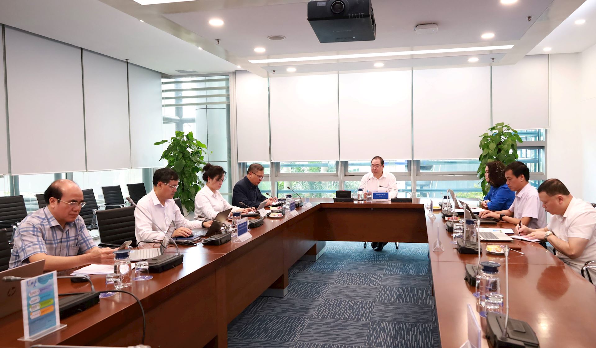 Hội nghị Ban Thường vụ Công đoàn Điện lực Việt Nam lần thứ hai, khóa VII, nhiệm kỳ 2025-2030 thống nhất nhiều nội dung quan trọng