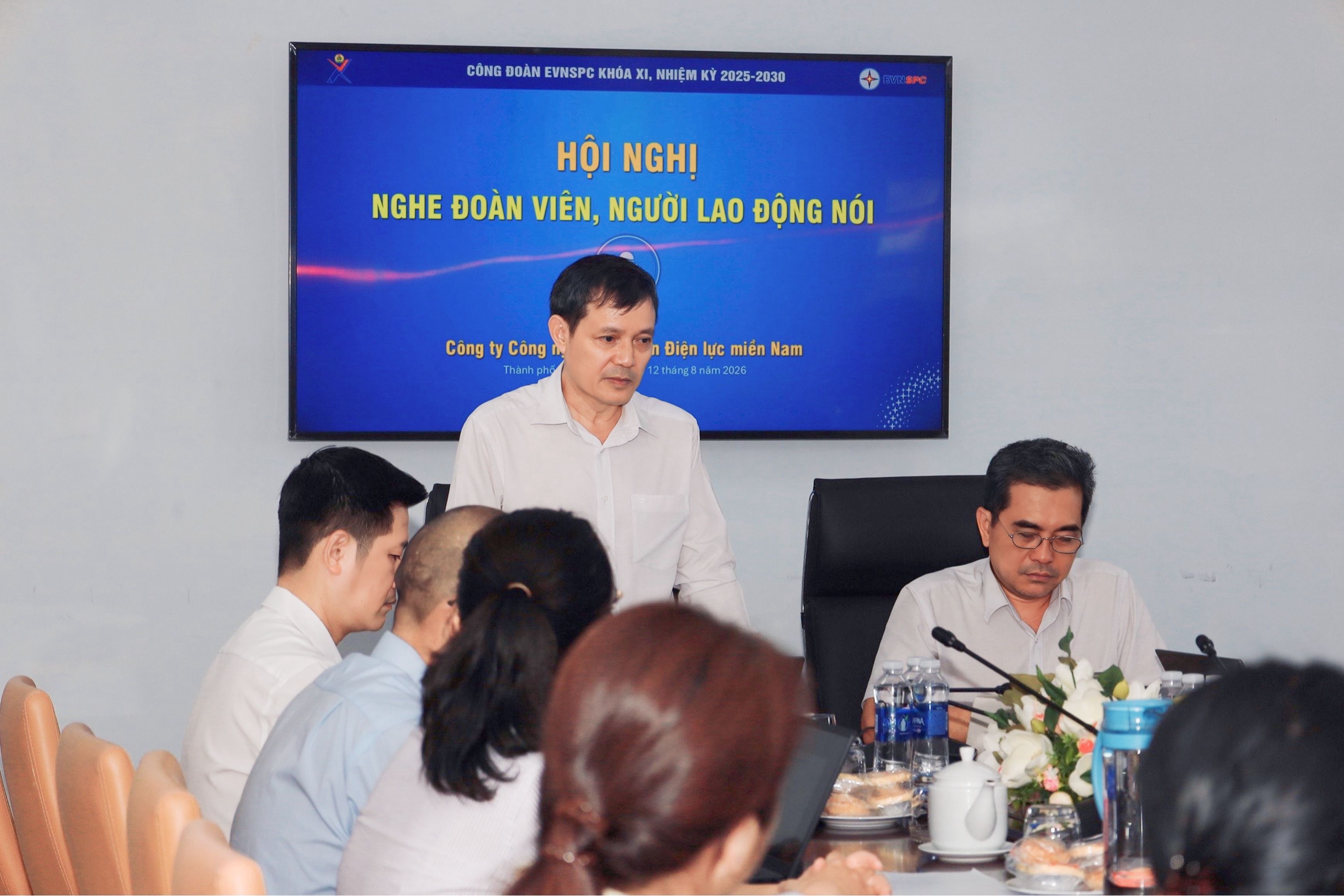 Hội nghị “Nghe đoàn viên, người lao động nói” - 