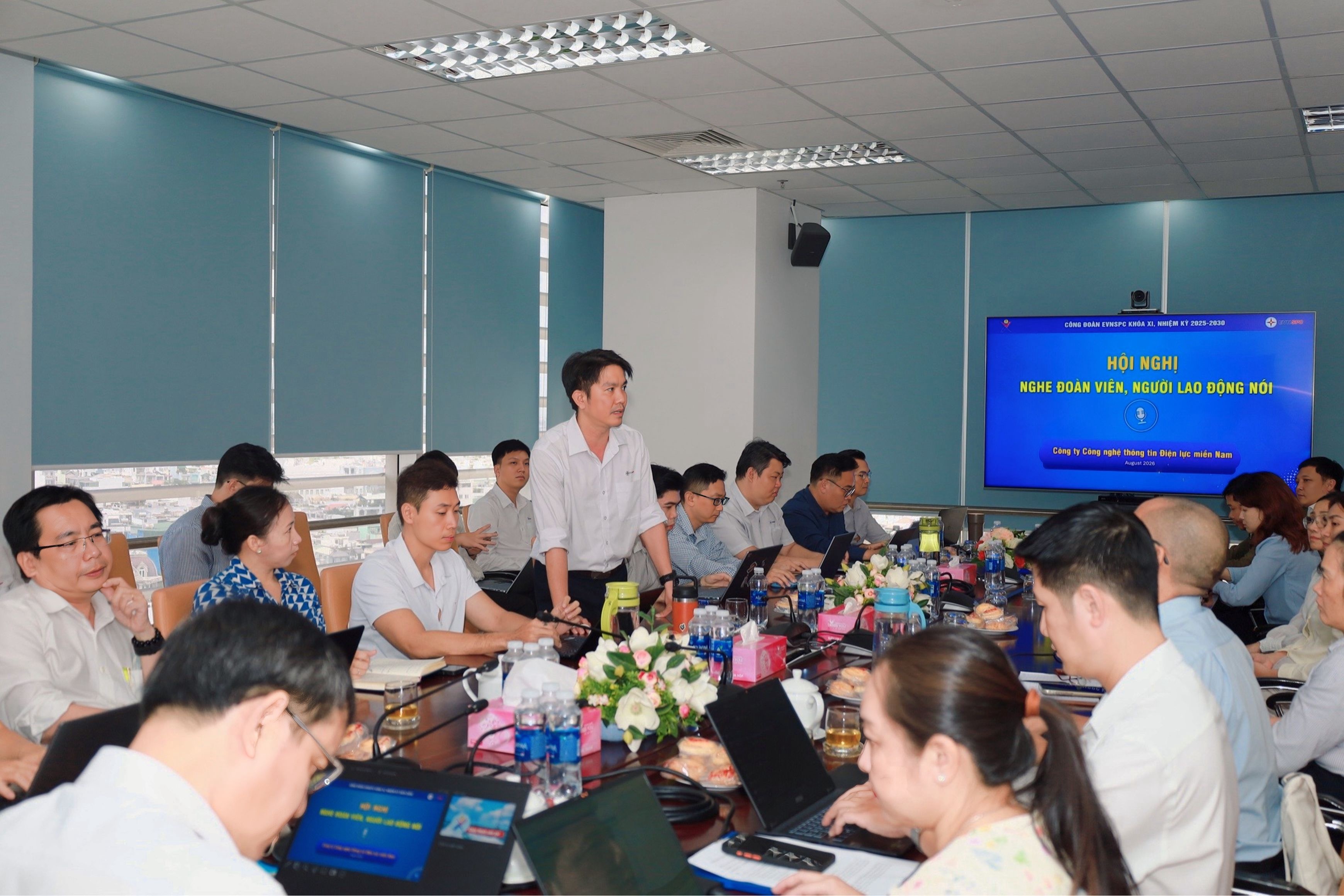 Hội nghị “Nghe đoàn viên, người lao động nói” - 