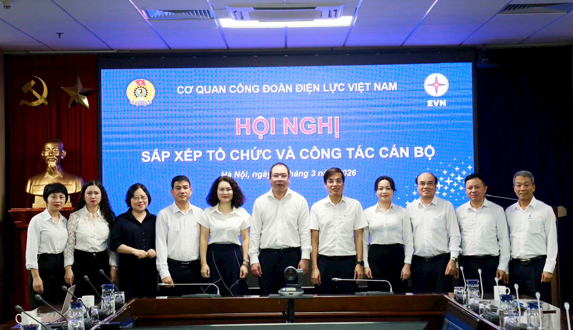 Hội nghị triển khai công tác tổ chức cán bộ Cơ quan Công đoàn Điện lực Việt Nam 1