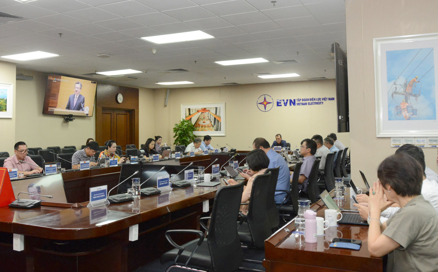 Hơn 5.580 đảng viên EVN tham gia Hội nghị toàn quốc quán triệt và triển khai thực hiện Nghị quyết Hội nghị Trung ương 3