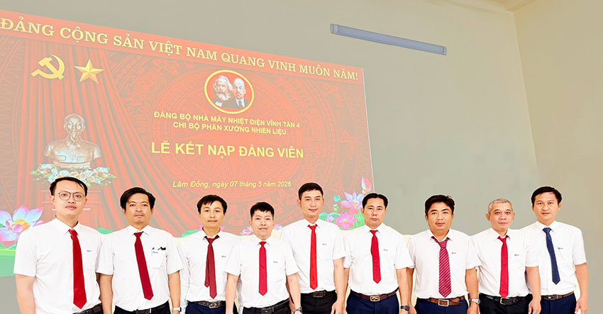 Lao động trẻ và “ngọn lửa” Điện Biên trong Lễ kết nạp đảng  3
