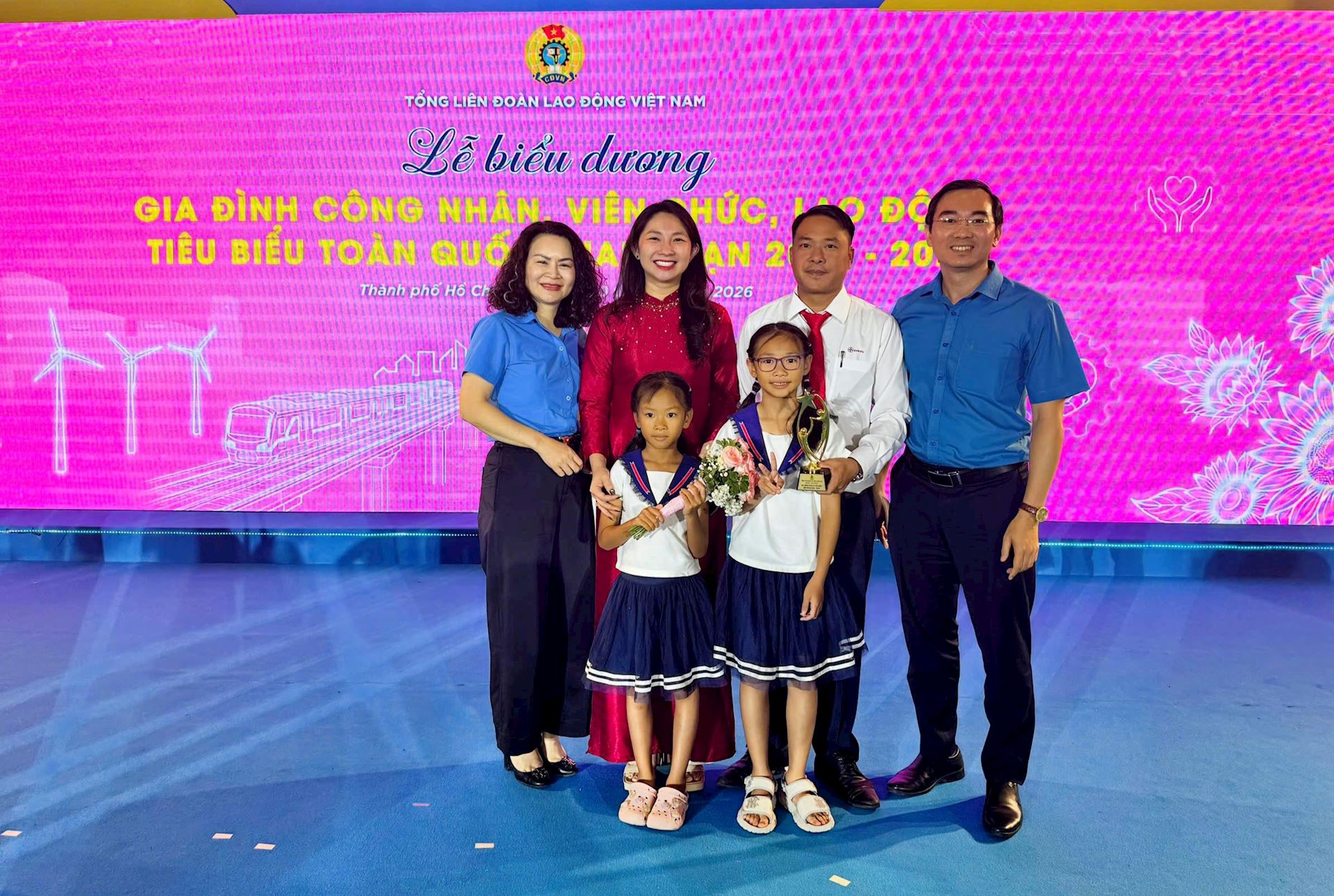 Lê Xuân Mỹ Hạnh - Gia đình CNVCLĐ tiêu biểu toàn quốc giai đoạn 2021–2026 14