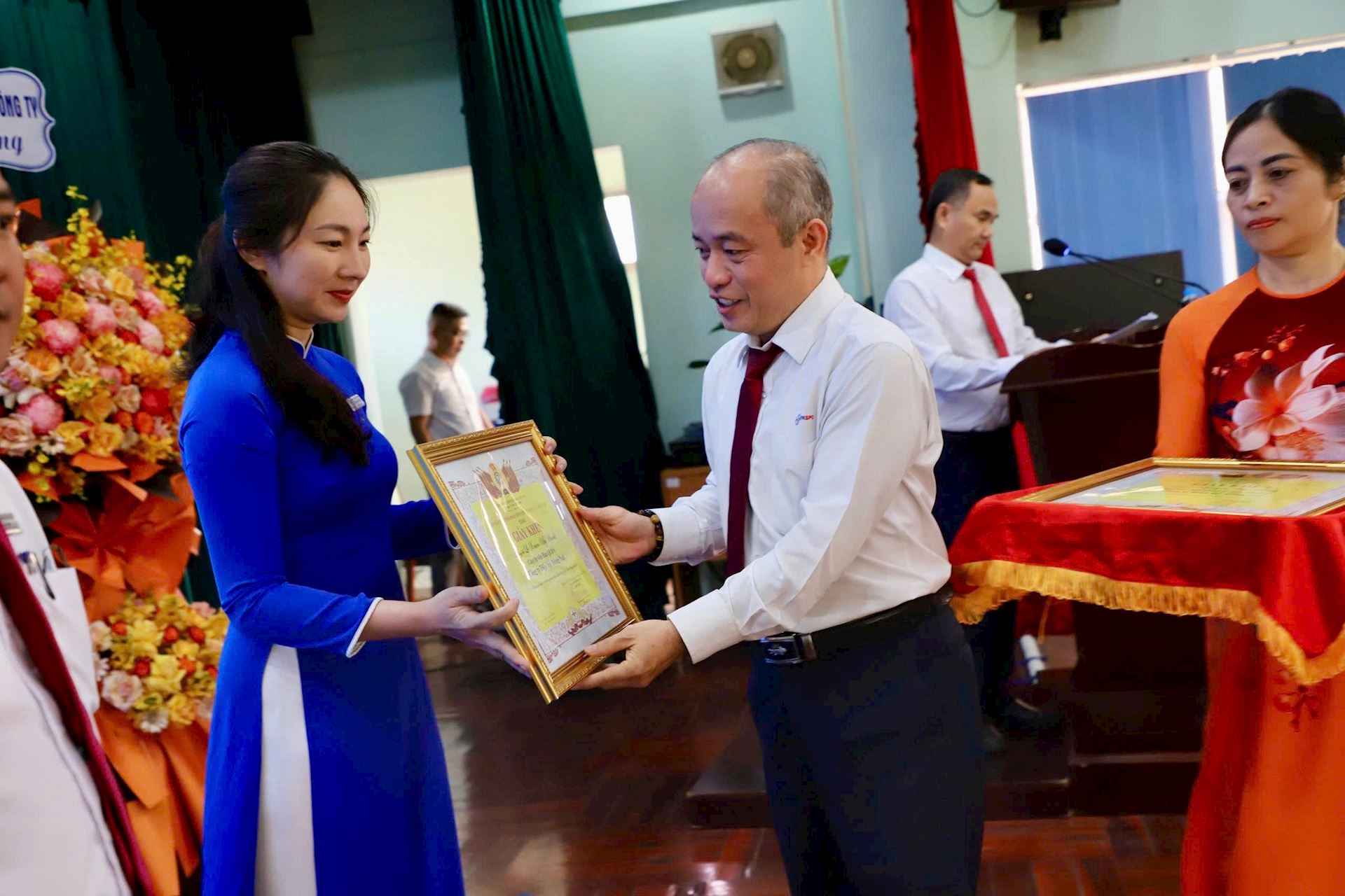 Lê Xuân Mỹ Hạnh - Gia đình CNVCLĐ tiêu biểu toàn quốc giai đoạn 2021–2026 5