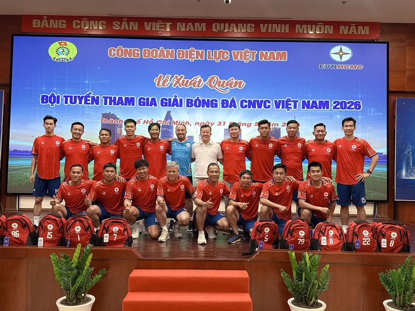 Lễ xuất quân Đội tuyển Công đoàn Điện lực Việt Nam tham dự Giải Bóng đá công nhân viên chức Việt Nam năm 2026