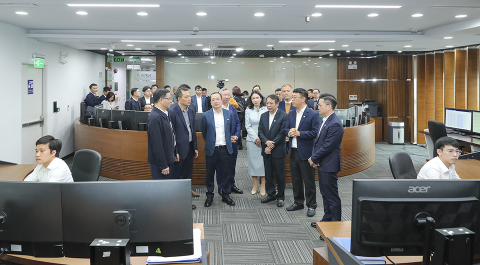 Quyền Bộ trưởng Bộ Công Thương Lê Mạnh Hùng: Bảo đảm cung ứng điện Tết Bính Ngọ an toàn, ổn định, tin cậy trong mọi tình huống 4