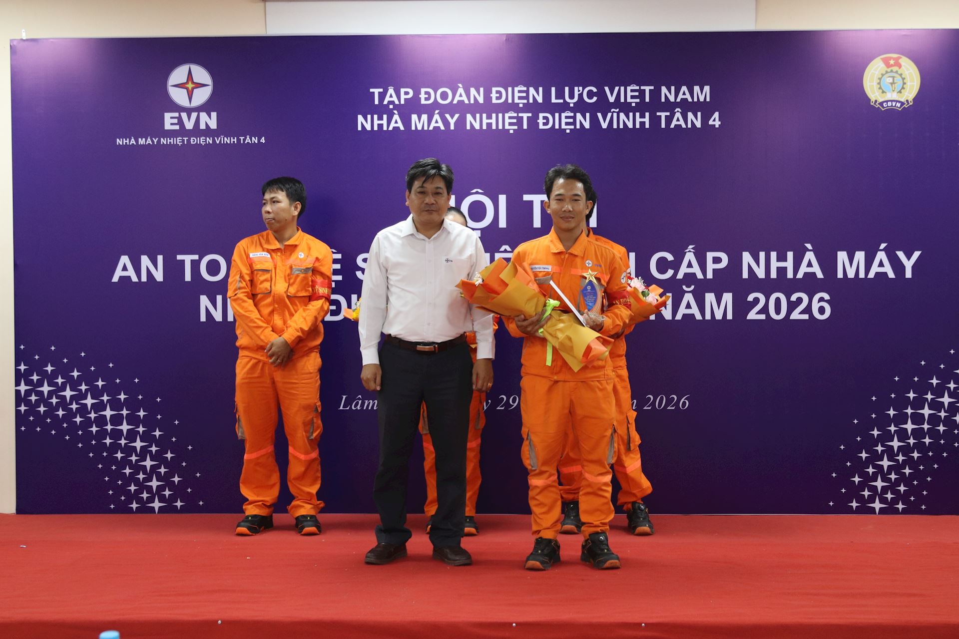 SÔI NỔI HỘI THI “AN TOÀN VỆ SINH VIÊN GIỎI NĂM 2026” TẠI NHÀ MÁY NHIỆT ĐIỆN VĨNH TÂN 4 4