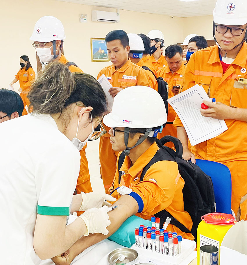 Sức khỏe Người lao động là vô giá  1