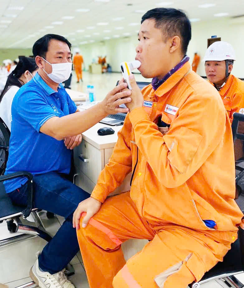 Sức khỏe Người lao động là vô giá  2