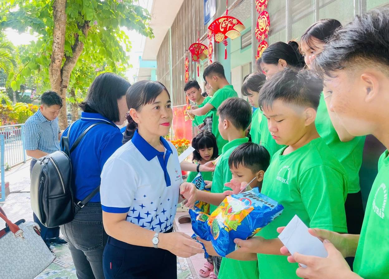 Tham gia ứng cử đại biểu Hội đồng nhân dân: Trách nhiệm và khát vọng cống hiến của cán bộ ngành Điện 1