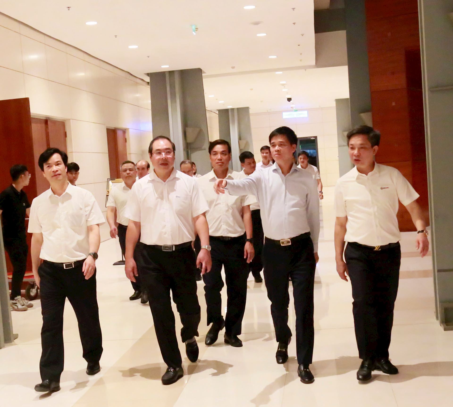 Thăm hỏi, động viên đoàn viên, người lao động đảm bảo điện Đại hội XIV Công đoàn Việt Nam 6