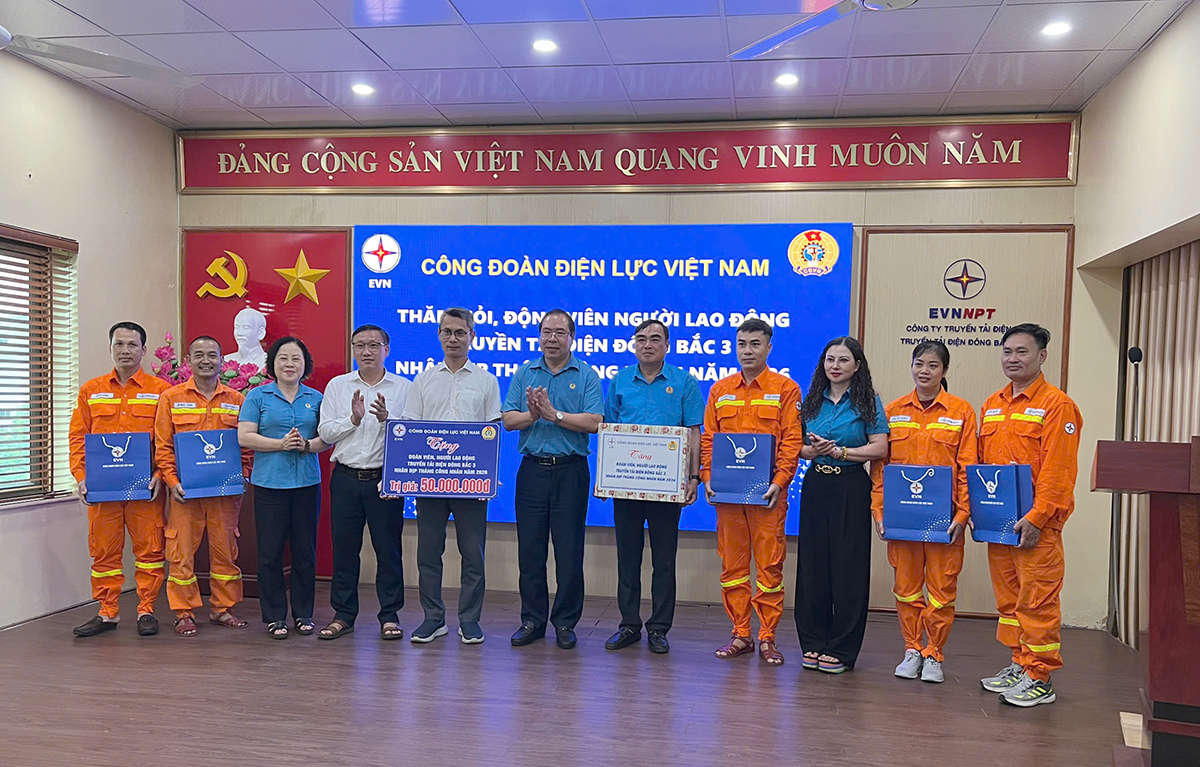 Tháng Công nhân 2026: Lan tỏa sự sẻ chia tới người lao động Truyền tải điện Đông Bắc 3