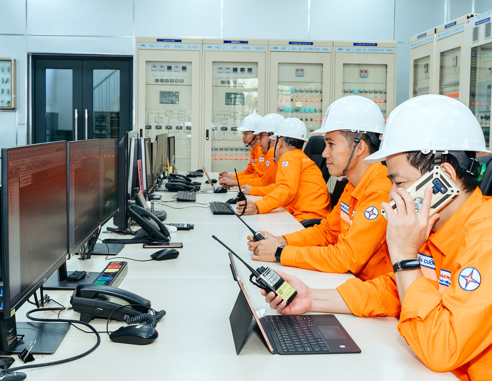Tháng Năm nhớ Bác – Triệu trái tim ngành điện thắp sáng niềm tin
