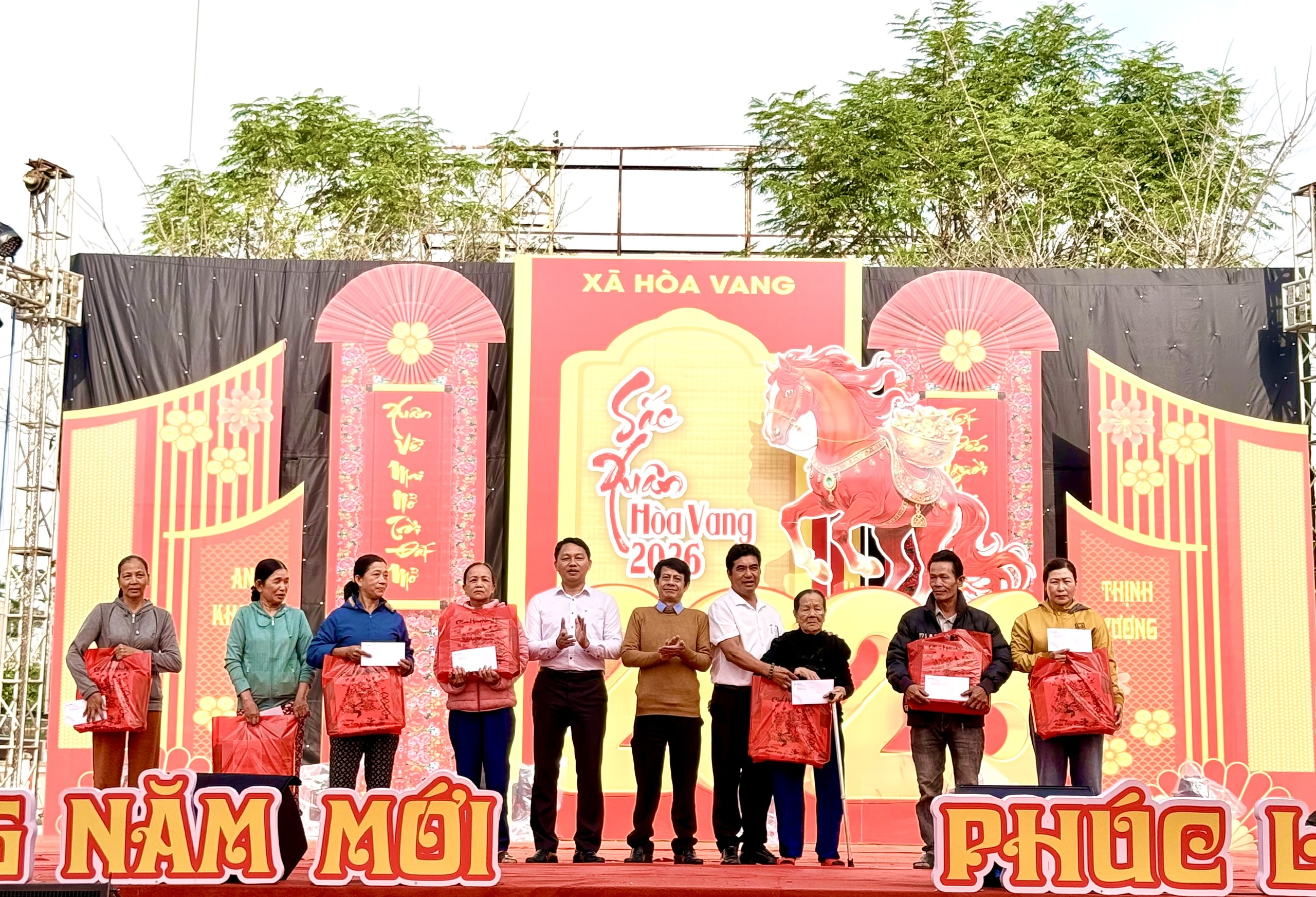 Thắp ánh xuân nồng cho Bồ Bản 1