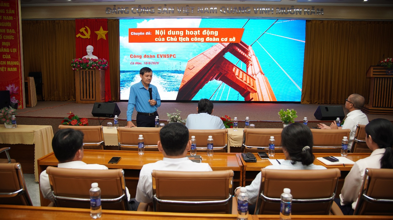 THẮP LỬA BẢN LĨNH CÁN BỘ CÔNG ĐOÀN VÀ LẮNG NGHE “NHỊP THỞ” NGƯỜI LAO ĐỘNG.