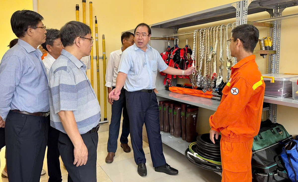 Tiếp sức người lao động truyền tải điện khu vực Tây Nguyên trong Tháng Công nhân 2026 1