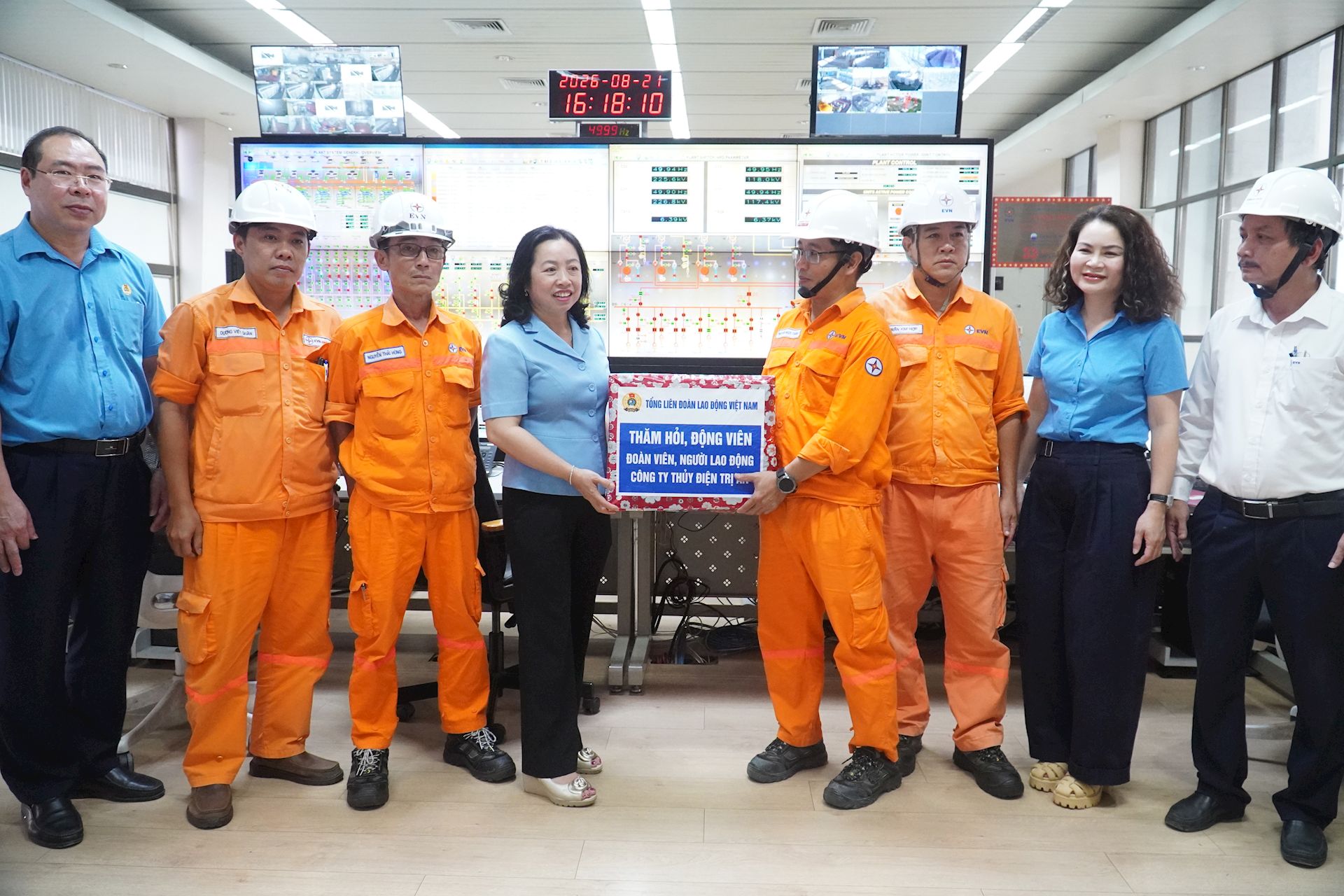 Tiếp thêm động lực trên chặng đường về đích Nhà máy Thủy điện Trị An mở rộng 2