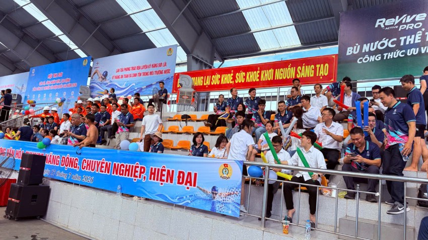 TỔNG CÔNG TY TRUYỀN TẢI ĐIỆN QUỐC GIA TỔ CHỨC HỘI THI BƠI CNVCLĐ NĂM 2026 4