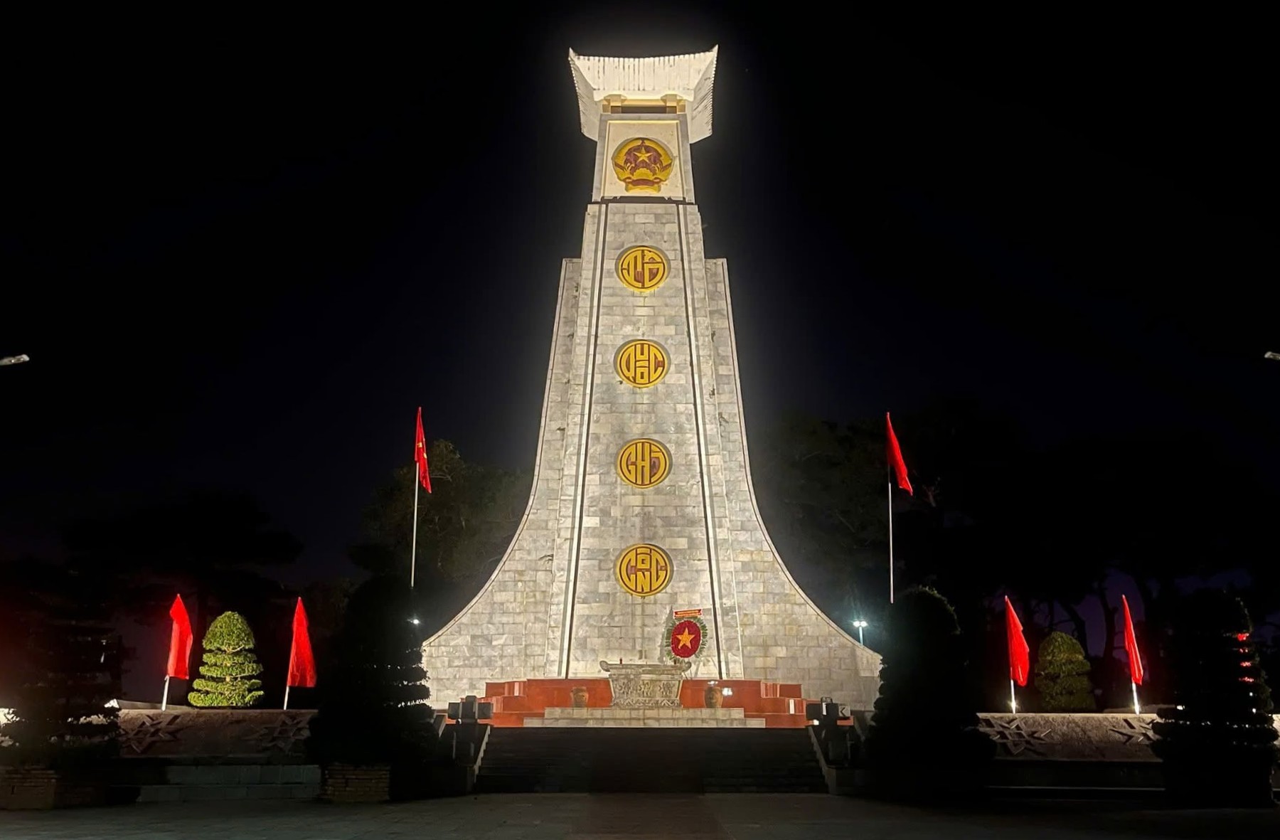 Tri ân là sự tiếp nối 2