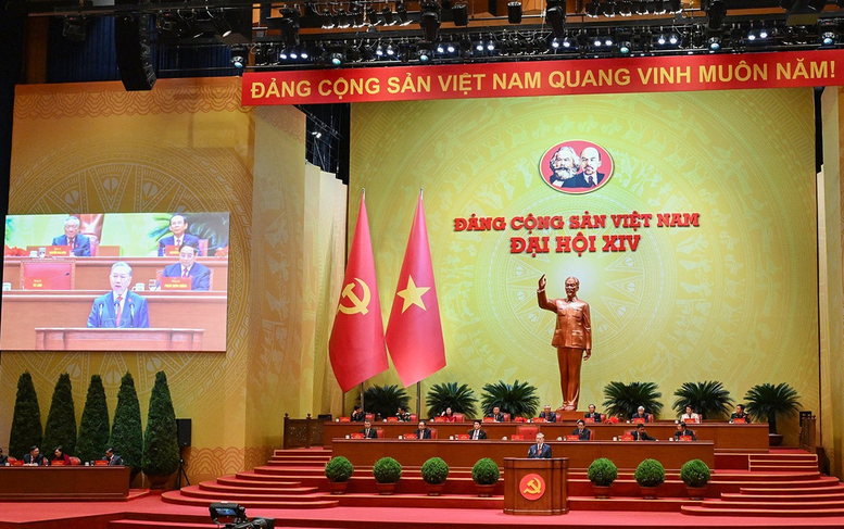 VỮNG BƯỚC DƯỚI CỜ ĐẢNG 1