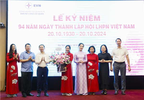 Công đoàn Cơ quan EVN kỷ niệm 94 năm ngày thành lập Hội Liên hiệp Phụ nữ Việt Nam