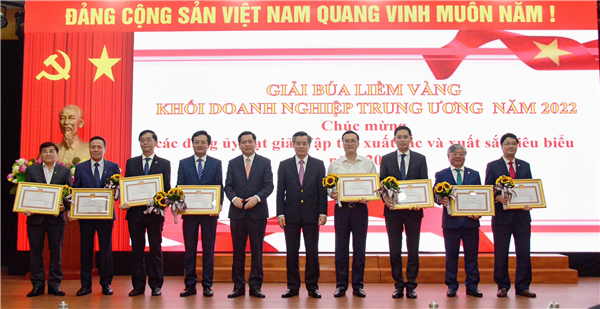 Đảng ủy Khối Doanh nghiệp Trung ương tổng kết và trao Giải Búa liềm vàng năm 2022