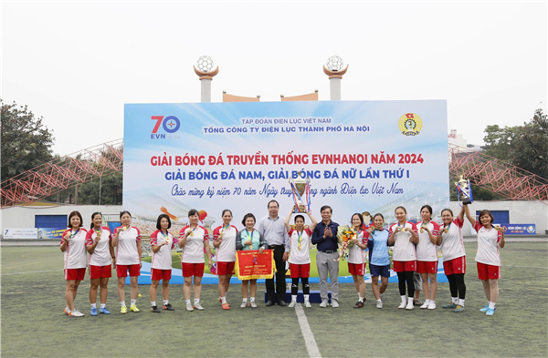 Bế mạc giải bóng đá truyền thống EVNHANOI năm 2024