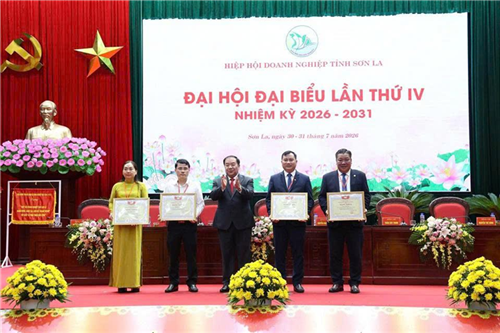 Dấu ấn trách nhiệm từ dòng điện đến cộng đồng