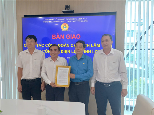 Thành lập mới Công đoàn cơ sở Công ty Điện lực Vĩnh Long