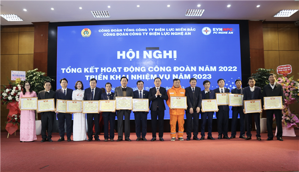 Công đoàn Công ty Điện lực Nghệ An đã thực hiện tốt chủ đề năm 2022:  Chăm lo việc làm, đời sống cho người lao động