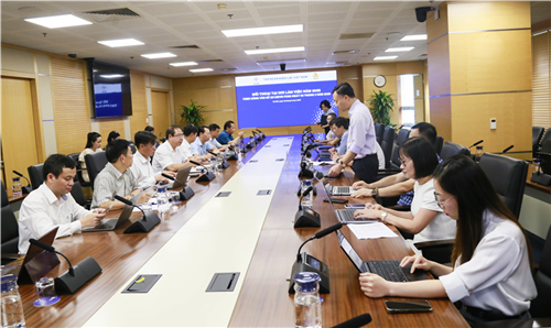 Đối thoại tại nơi làm việc về dự thảo Quy chế phân phối tiền lương EVN năm 2025.