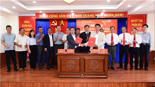 Hội nghị chuyển giao và tiếp nhận Đảng bộ Công ty thủy điện Ialy