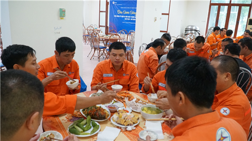 Công đoàn ĐLVN: Hướng dẫn Chương trình “Bữa cơm Công đoàn” năm 2025