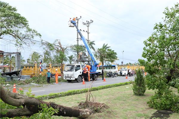 Thông tin cập nhật lúc 15h ngày 08/9/2024 về ảnh hưởng của cơn bão số 3 (Yagi) đến vận hành và cung cấp điện